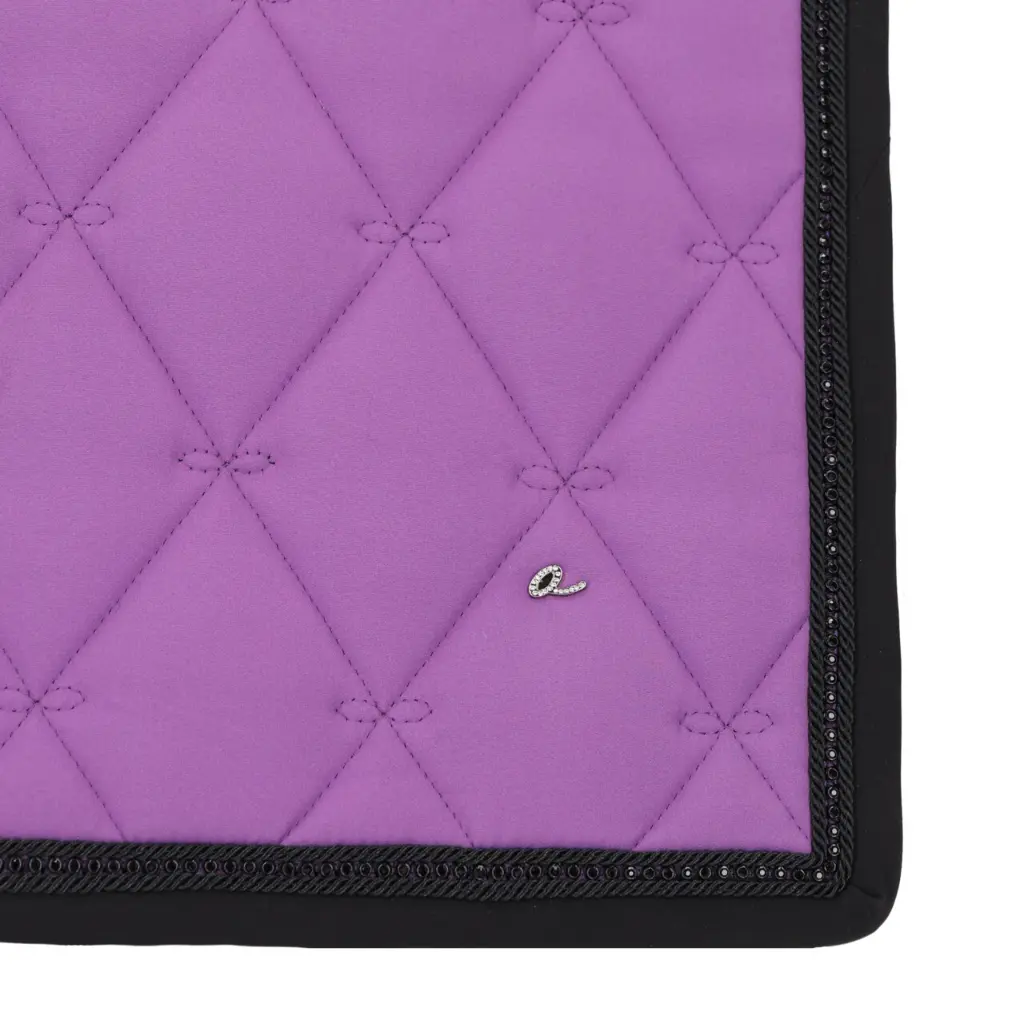 Saddle pad Livora close.webp