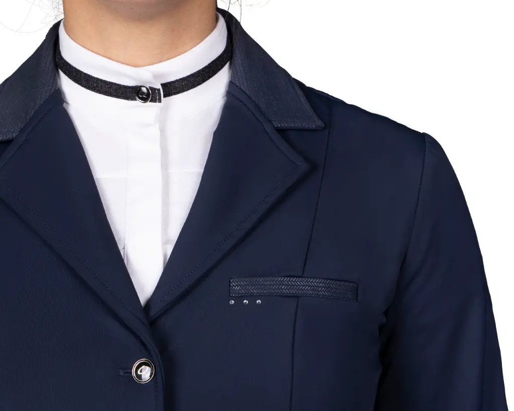 Competition jacket Kae Navy close.webp