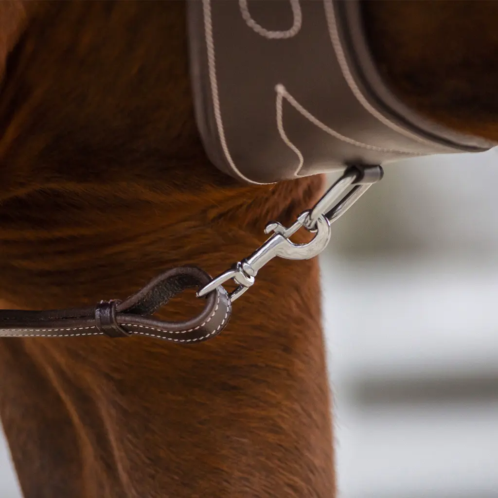 Breastplate luxury stitching 1.webp