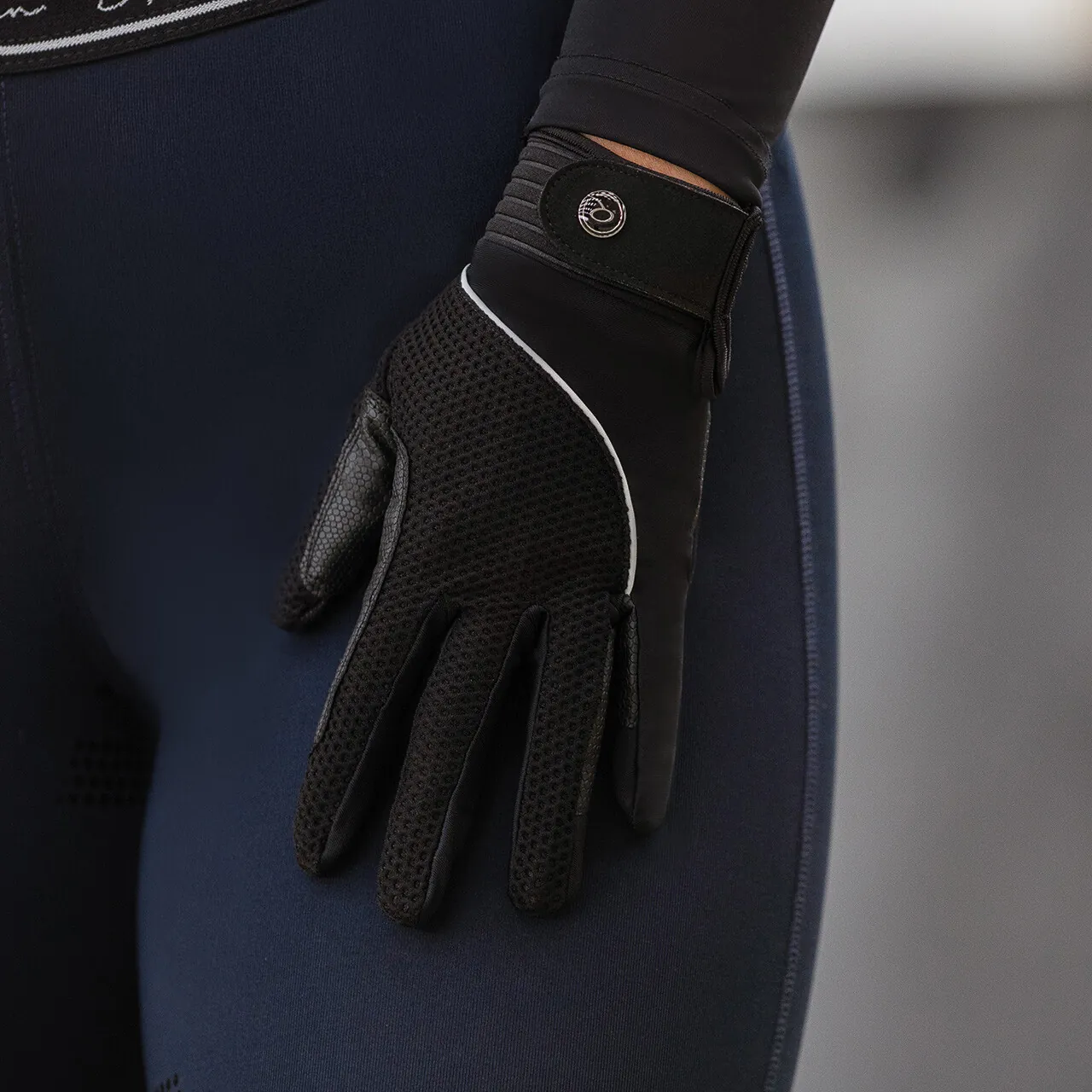 QHP Air-Flow Gloves - Black
